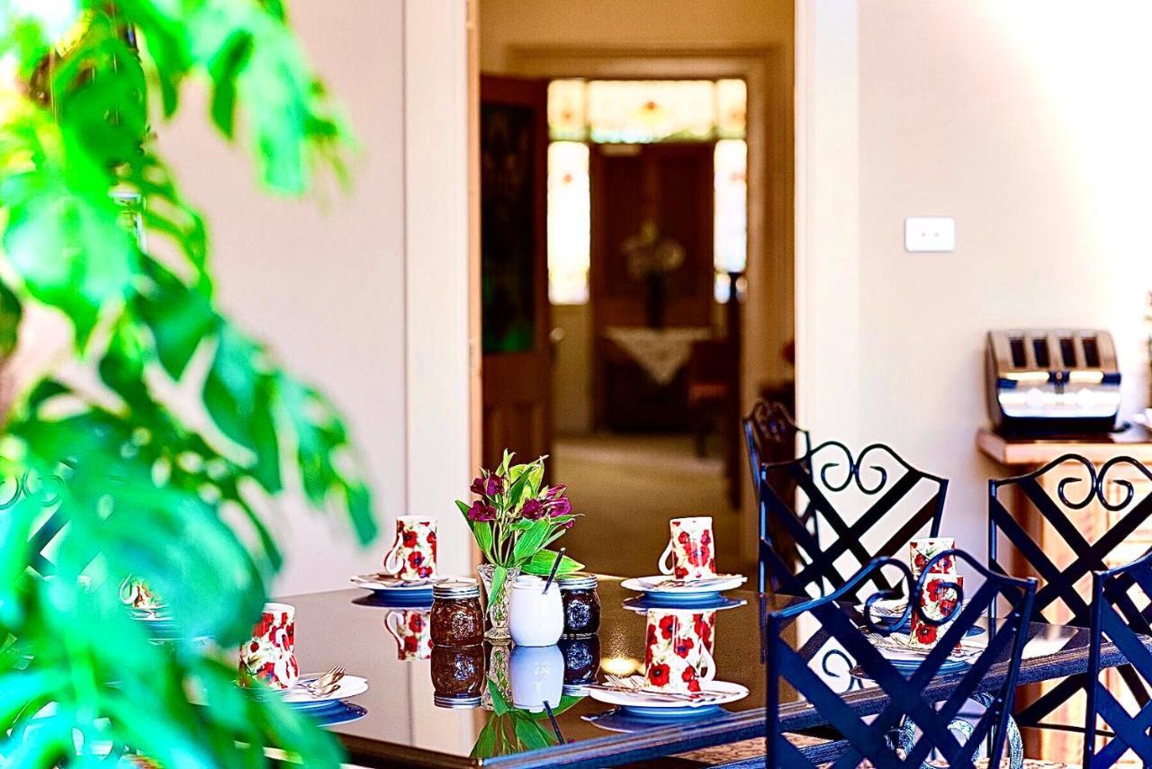 Bed and Breakfast Kurrajong House Лонсестон Екстер'єр фото